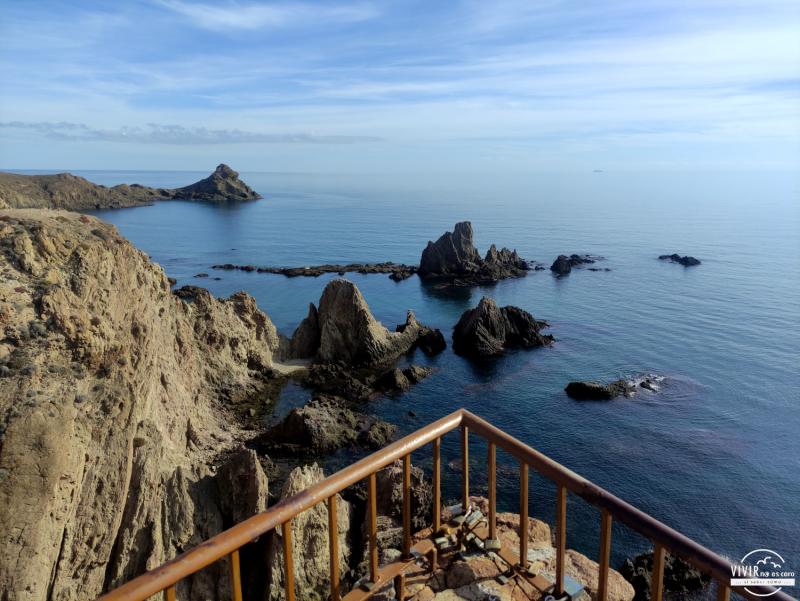 Mirador al Arrecife de las Sirenas en el Cabo de Gata (Almería)