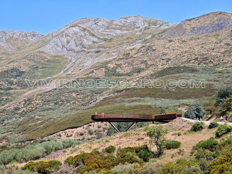 Mirador de la Farrapona en Somiedo (Asturias)