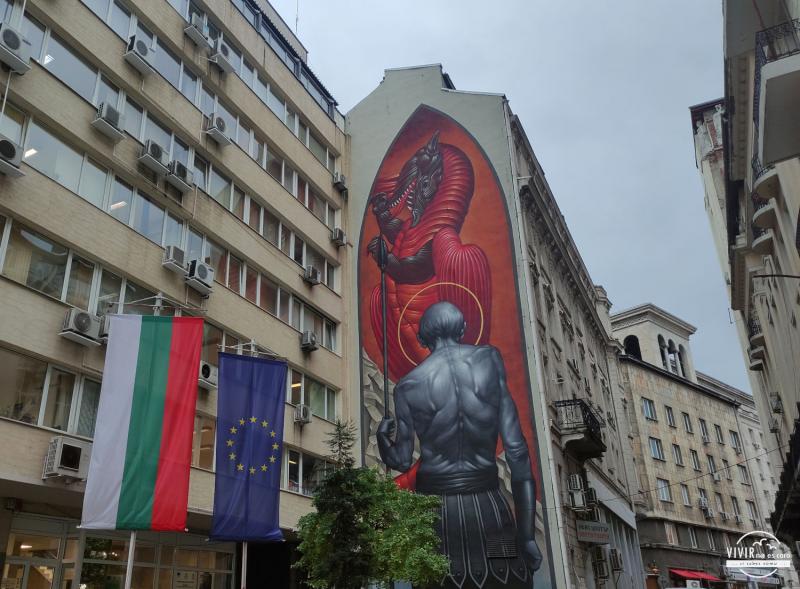 Street art Mural graffiti Saint George by Bozko (Sofía, Bulgaria)