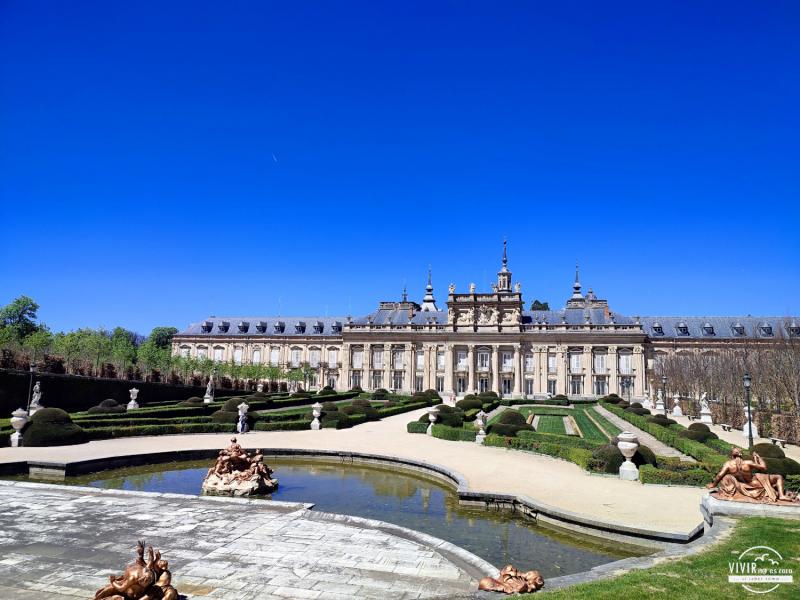 Jardines la Granja de San Ildefonso: fuente de la Cascada Nueva desde arriba (Segovia)