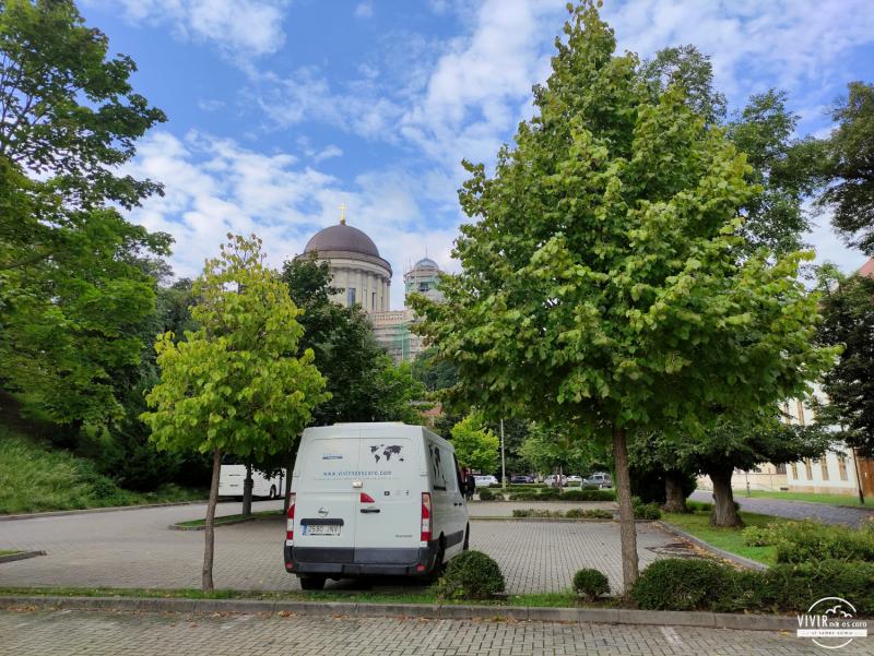 Furgoneta camper en Esztergom (Hungría)