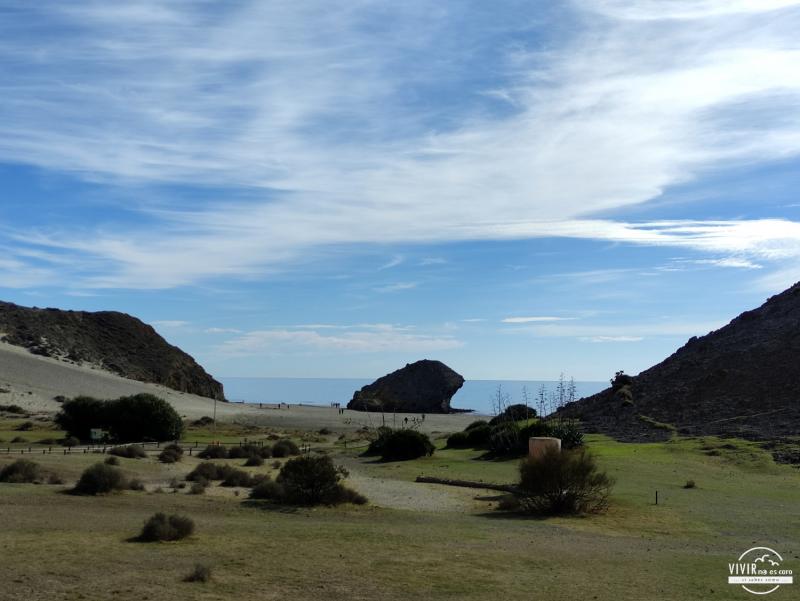 Playa de Mónsul en el Parque Natural del Cabo de Gata (Almería)