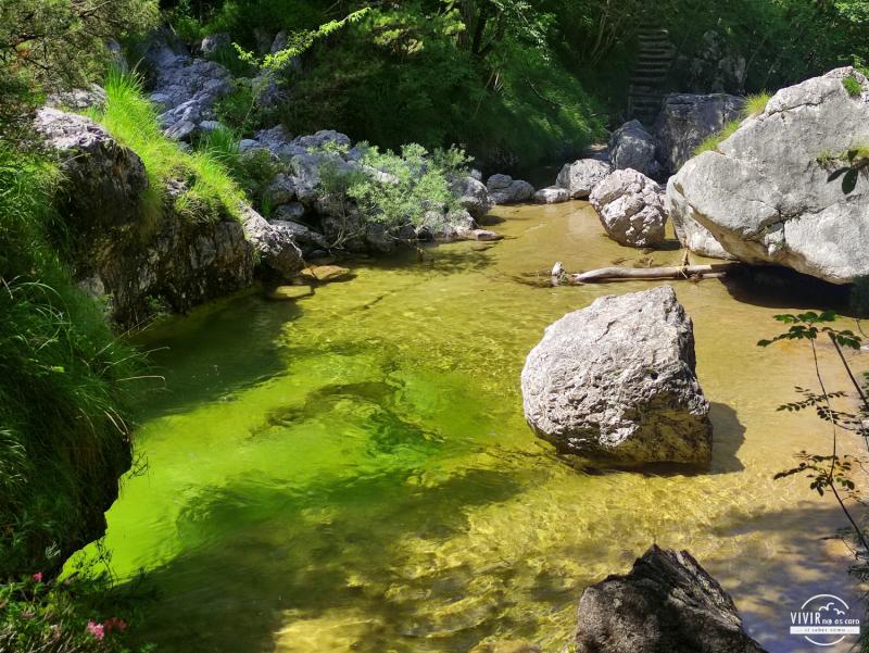 Pozas del Cadini del Brenton (Dolomitas, Italia)