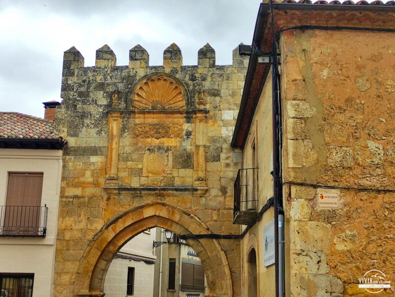 Puerta Berlanga de Duero (Soria)