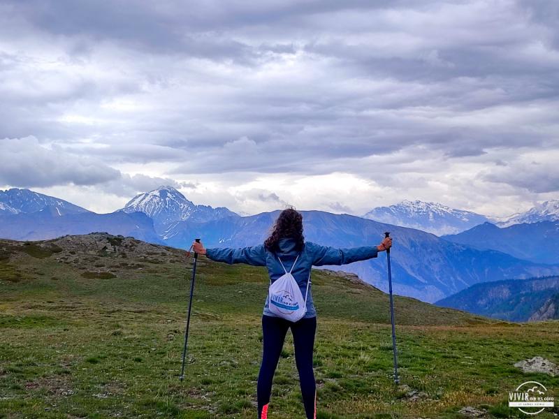 Senderismo al Lac de l'Oule en el Col du Granon (Serre-Chevalier, Alpes, Francia)