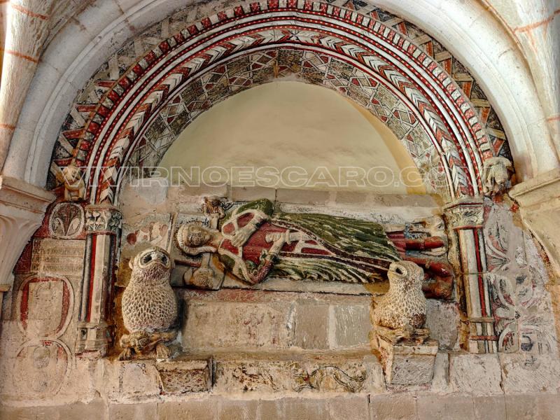 Sepulcro en el Monasterio de Veruela