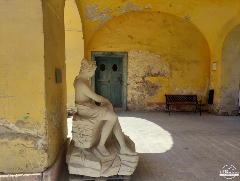 Exteriores del Palacio-Castillo de Eszterházy (Tata, Hungría)