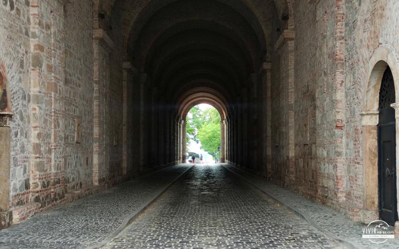 Sötétkapu (Puerta Oscura) en Esztergom (Hungría)
