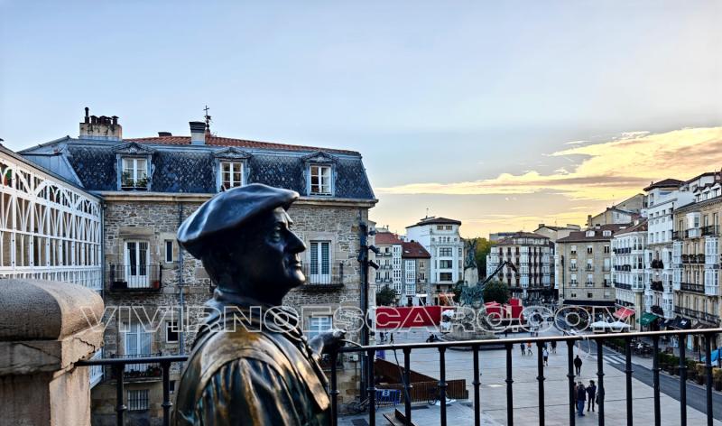 Vitoria-Gasteiz: balcón a la Virgen Blanca