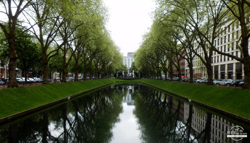 Avenida Königsallee (Düsseldorf, Alemania)