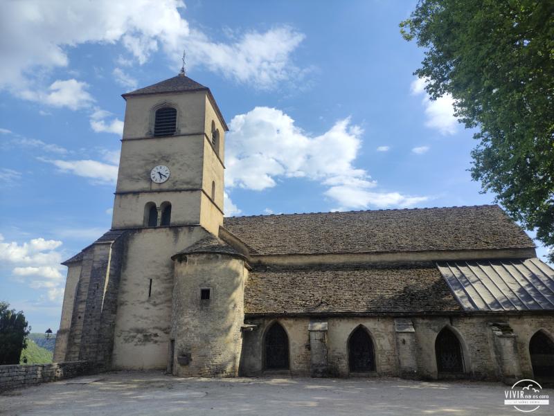 Château-Chalon: Iglesia Saint-Pierre (Jura, Francia)