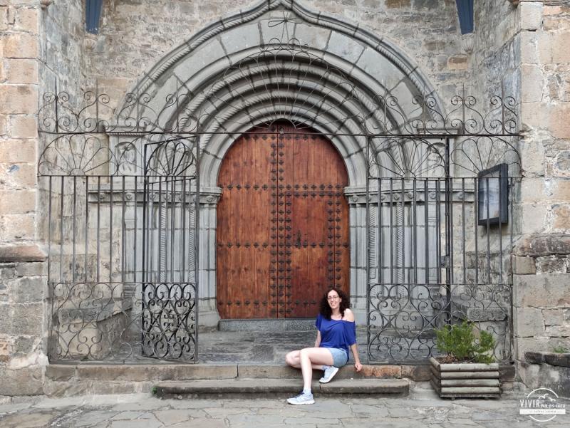 Puerta de la Iglesia de San Pedro (Broto)