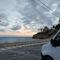 Pernoctando con vistas al mar en furgoneta camper (Alicante)