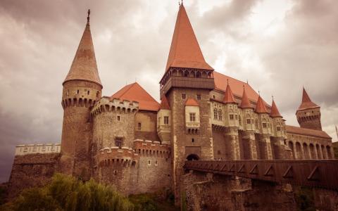 Castillo de Covin en Hunedoara (Rumania)